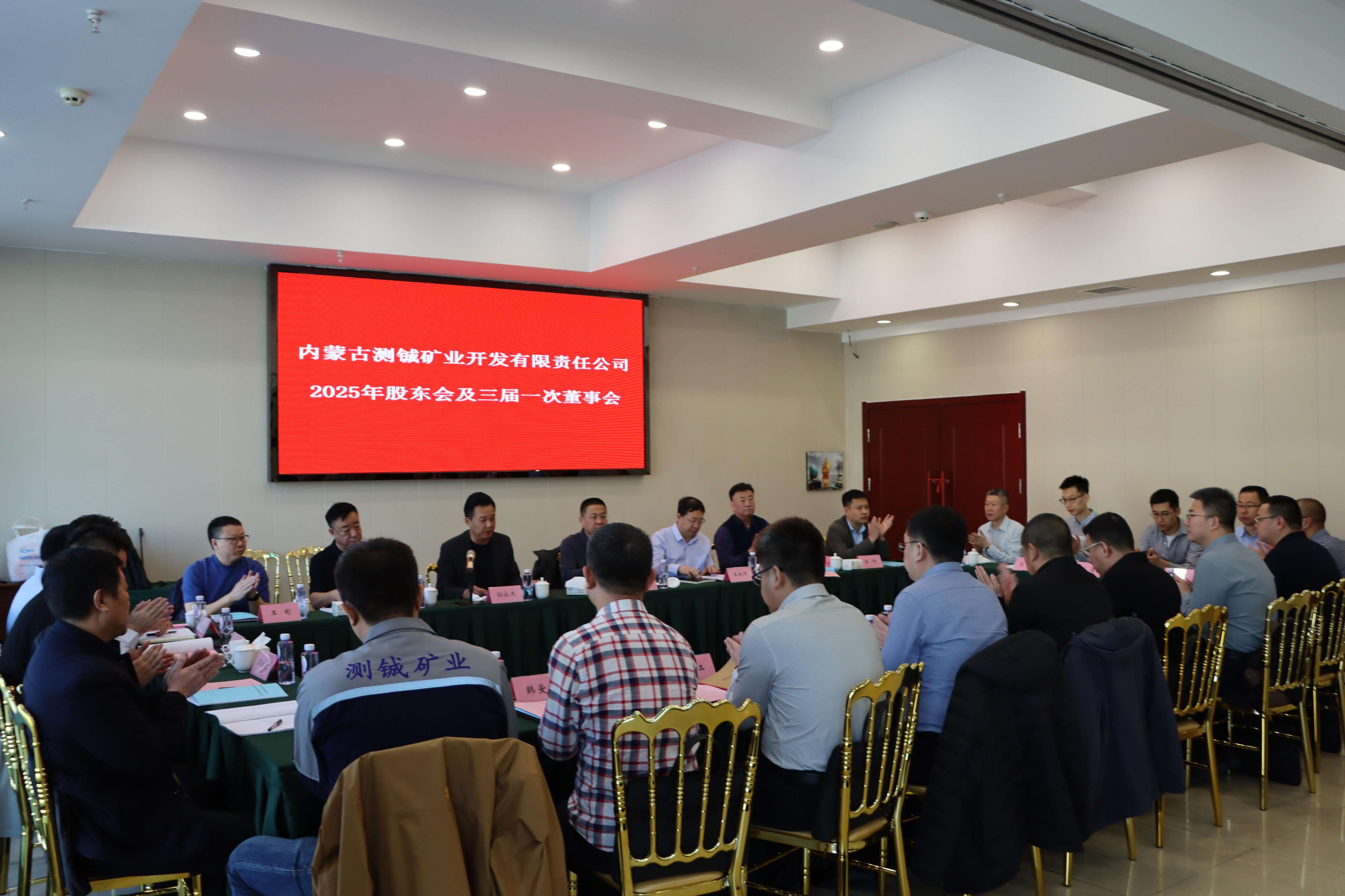 1742185619392098782.jpg auto